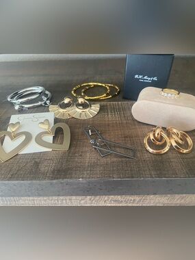 5 pairs of Earrings CZ 5 stone ring SZ 6 and 2 hinged bangles & empty box